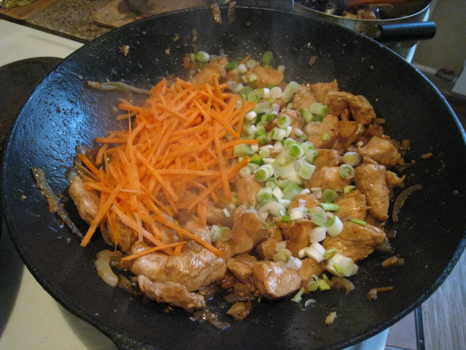 Курица по-сычуаньски