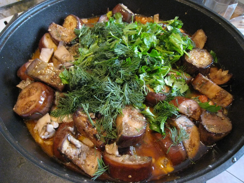 Нечто летне-вкуснющее с баклажанами