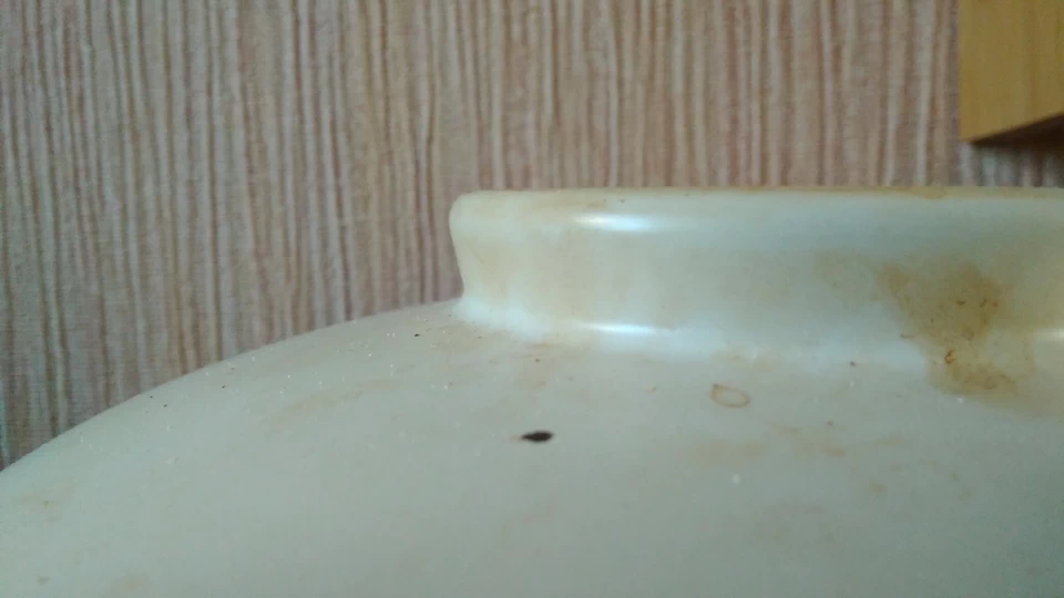 Ручка крышки формы. Вид сбоку