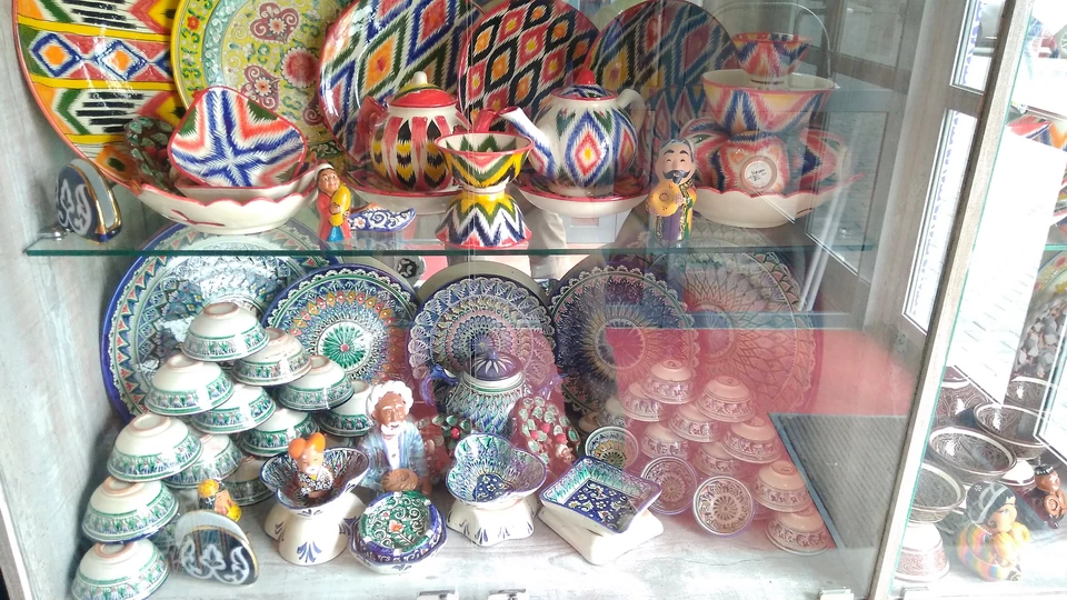 Кафе Султан. Узбекская посуда